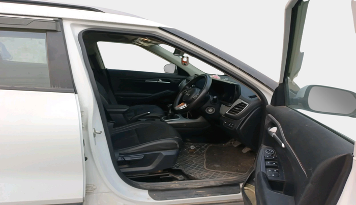 2022 KIA SELTOS HTK 1.5 PETROL, Petrol, Manual, 35,964 km, interior