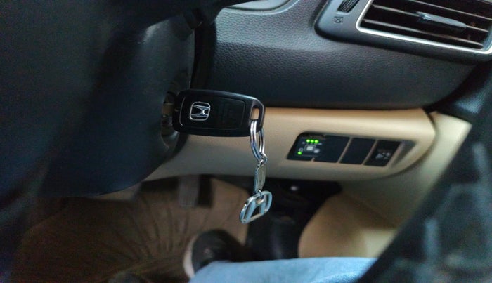 2019 Honda Amaze 1.2L I-VTEC S CVT, Petrol, Automatic, 1,27,796 km, interior