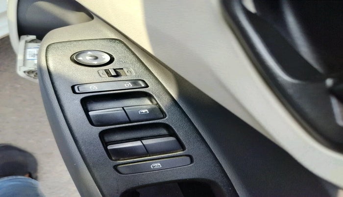 2023 Hyundai AURA S 1.2, Petrol, Manual, 7,010 km, interior