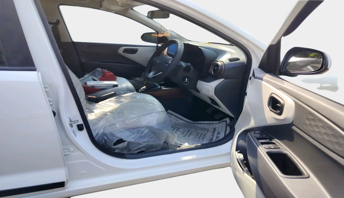 2023 Hyundai AURA S 1.2, Petrol, Manual, 7,010 km, interior