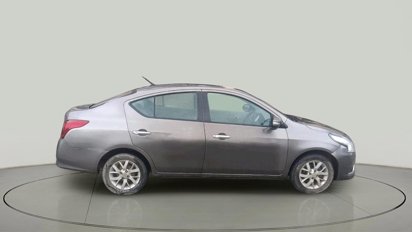 2015 Nissan Sunny XV DIESEL, Diesel, Manual, 1,39,205 km, exterior