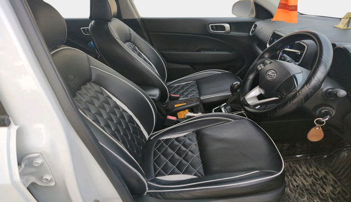 2022 Hyundai VENUE S 1.2, Petrol, Manual, 28,003 km, interior