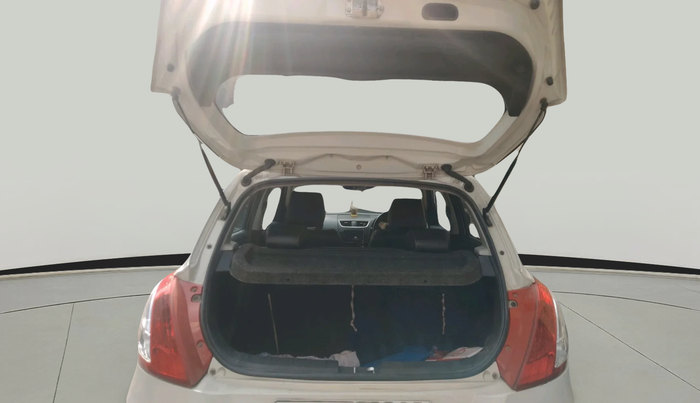 2012 Maruti Swift VXI, Petrol, Manual, 1,06,497 km, exterior