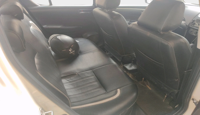 2012 Maruti Swift VXI, Petrol, Manual, 1,06,497 km, interior