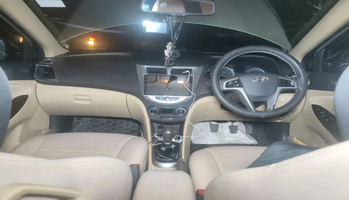 2016 Hyundai Verna 1.6 VTVT SX, Petrol, Manual, 89,177 km, interior