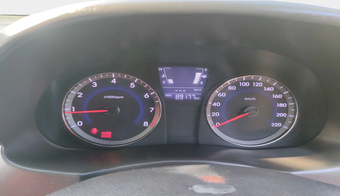 2016 Hyundai Verna 1.6 VTVT SX, Petrol, Manual, 89,177 km, interior