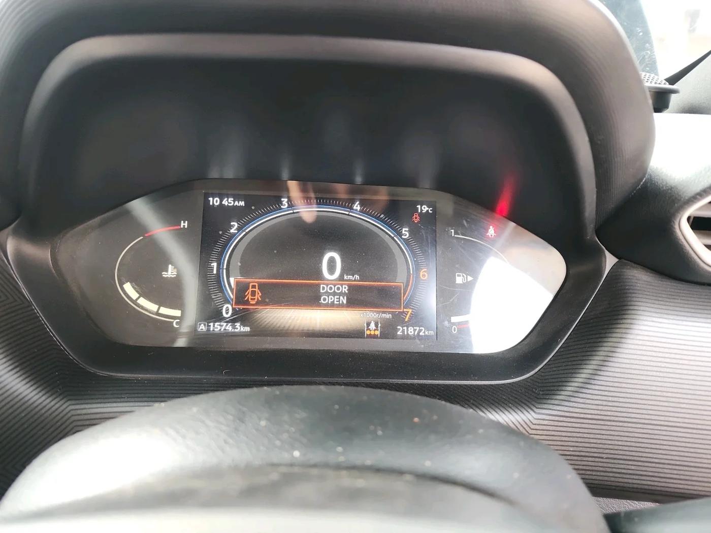 2024 Nissan MAGNITE N-Connecta HRAO 1.0 Turbo Petrol MT, Petrol, Manual, 22,132 km, interior