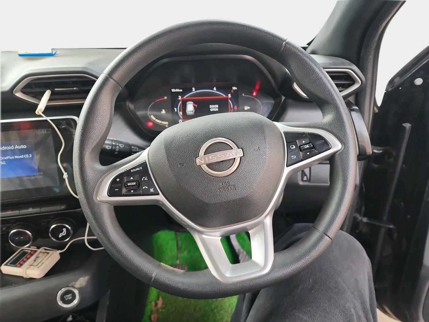 2024 Nissan MAGNITE N-Connecta HRAO 1.0 Turbo Petrol MT, Petrol, Manual, 22,132 km, interior