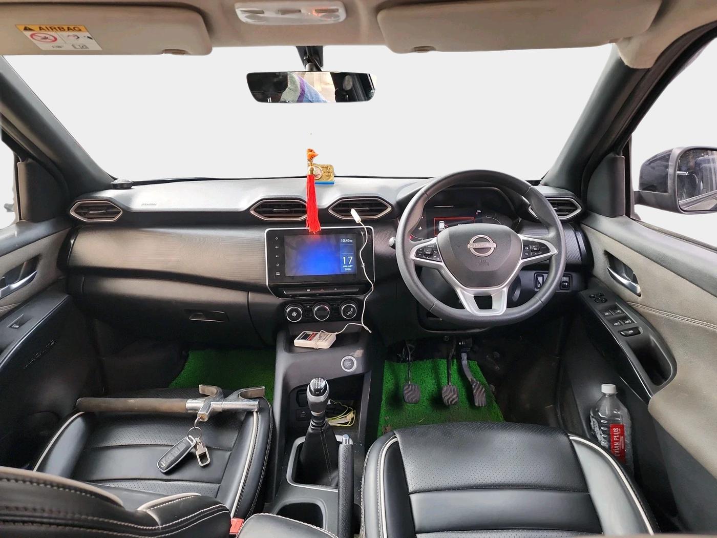 2024 Nissan MAGNITE N-Connecta HRAO 1.0 Turbo Petrol MT, Petrol, Manual, 22,132 km, interior