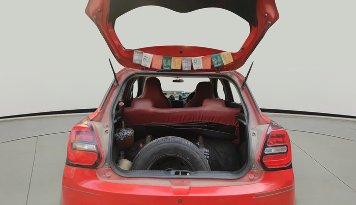 2018 Maruti Swift LXI, CNG, Manual, 66,375 km, exterior