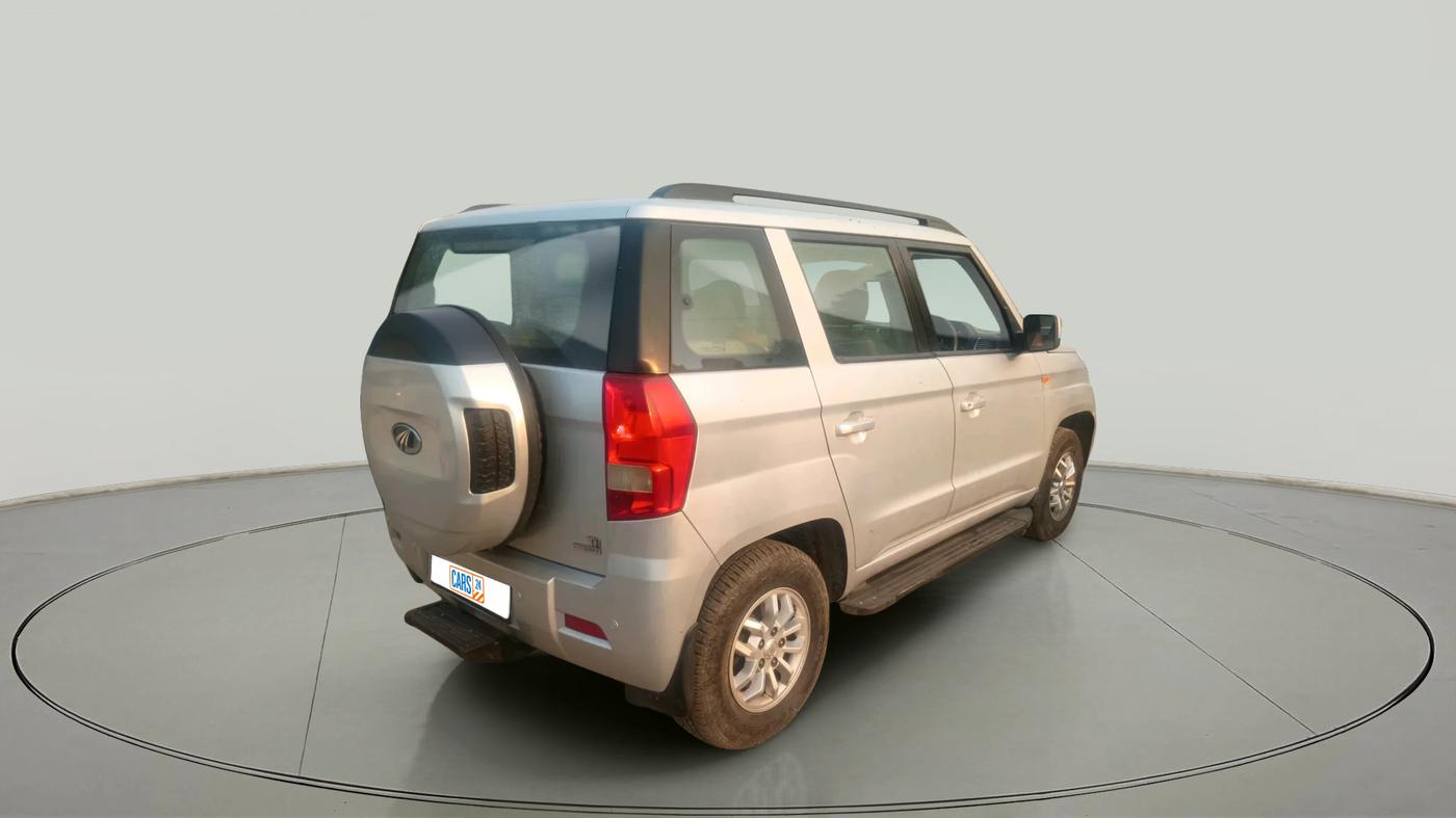 2017 Mahindra TUV300 T8 AMT, Diesel, Automatic, 74,127 km, exterior