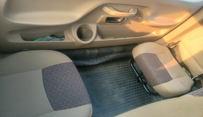 2017 Mahindra TUV300 T8 AMT, Diesel, Automatic, 74,127 km, interior