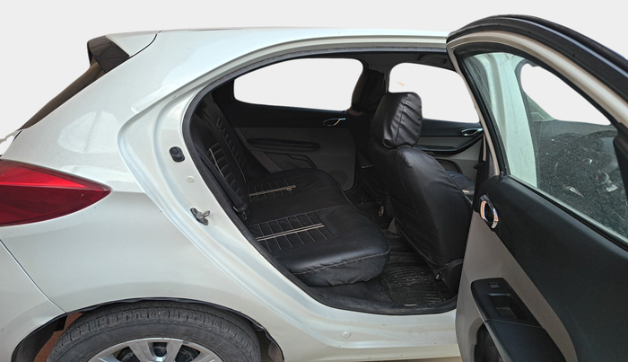 2018 Tata Tiago XZ PETROL, Petrol, Manual, 1,69,337 km, interior