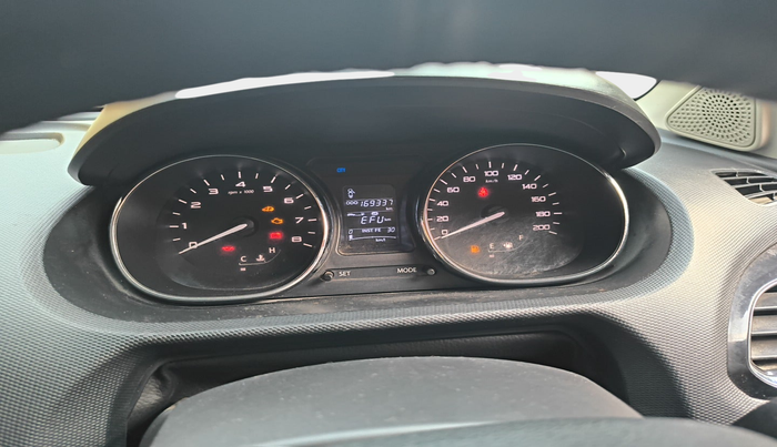 2018 Tata Tiago XZ PETROL, Petrol, Manual, 1,69,337 km, interior