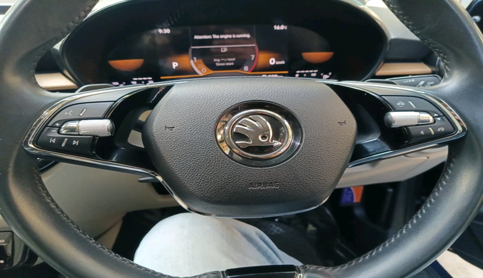 2023 Skoda SLAVIA STYLE 1.0L TSI AT, Petrol, Automatic, 10,567 km, interior