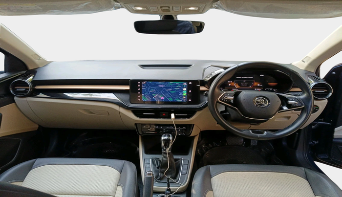 2023 Skoda SLAVIA STYLE 1.0L TSI AT, Petrol, Automatic, 10,567 km, interior