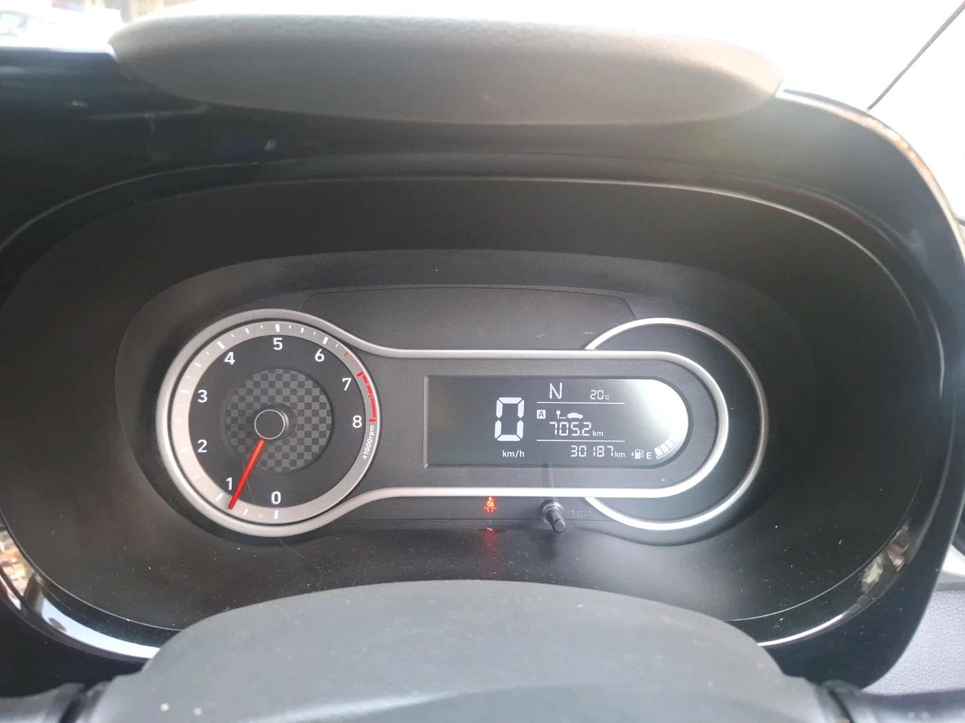 2020 Hyundai GRAND I10 NIOS SPORTZ AMT 1.2 KAPPA VTVT, Petrol, Automatic, 30,186 km, interior