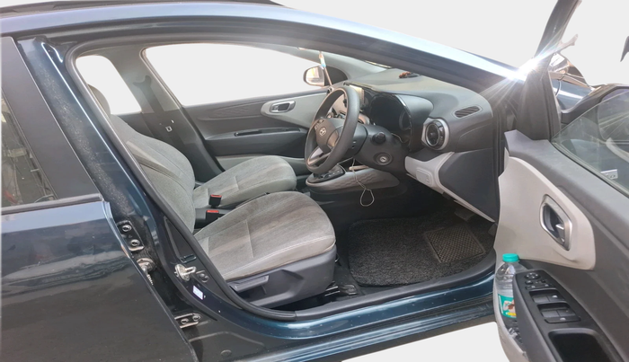 2020 Hyundai GRAND I10 NIOS SPORTZ AMT 1.2 KAPPA VTVT, Petrol, Automatic, 30,186 km, interior