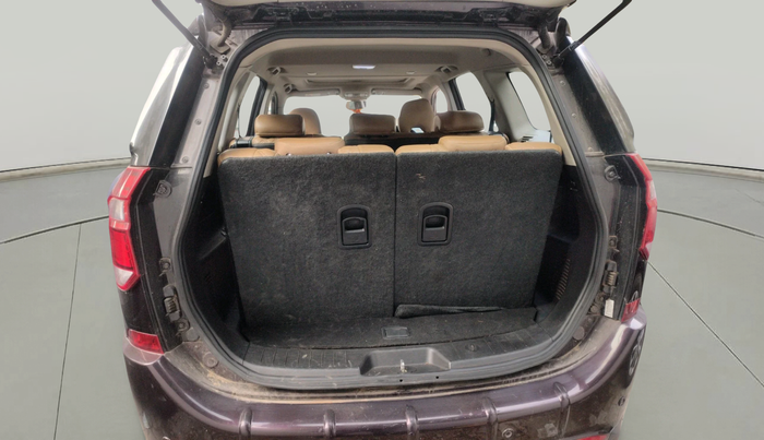 2019 Mahindra XUV500 W11, Diesel, Manual, 84,595 km, exterior