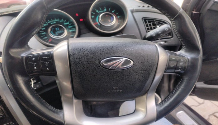 2019 Mahindra XUV500 W11, Diesel, Manual, 84,595 km, interior