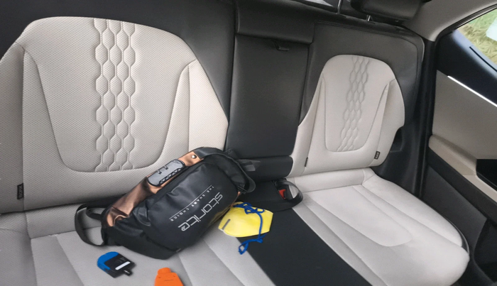 2022 Hyundai Creta SX (O) AT 1.5 DIESEL, Diesel, Automatic, 35,668 km, interior