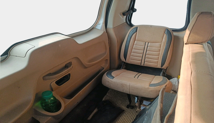 2016 Mahindra TUV300 T8, Diesel, Manual, 57,199 km, interior