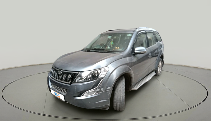 2017 Mahindra XUV500 W10 1.99, Diesel, Manual, 56,678 km, exterior