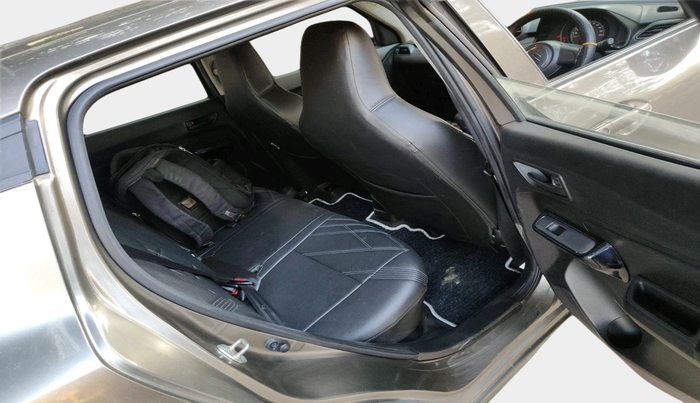 2024 Maruti Swift LXI, Petrol, Manual, 2,641 km, interior