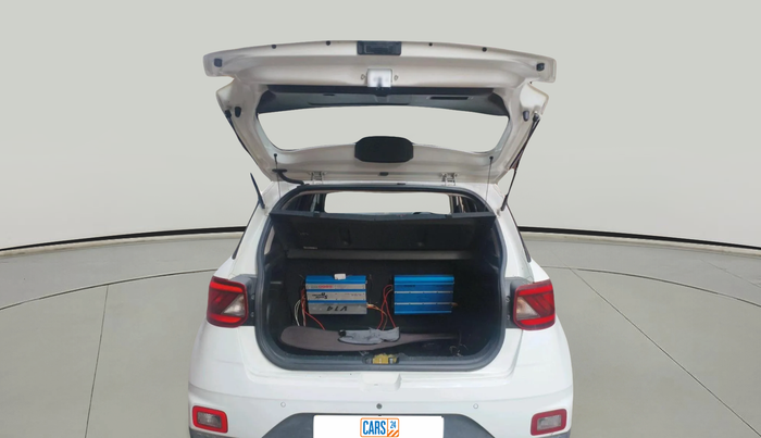 2022 Hyundai VENUE S 1.2, Petrol, Manual, 13,934 km, exterior