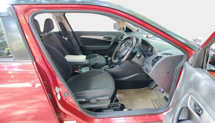 2016 Maruti Vitara Brezza ZDI PLUS, Diesel, Manual, 85,725 km, interior