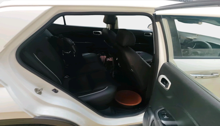 2021 Hyundai VENUE SX PLUS 1.0 TURBO DCT, Petrol, Automatic, 52,535 km, interior