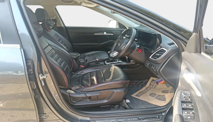 2020 KIA SELTOS HTK PLUS 1.5, Petrol, Manual, 52,515 km, interior