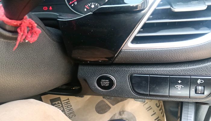 2020 KIA SELTOS HTK PLUS 1.5, Petrol, Manual, 52,515 km, interior