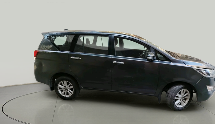 2016 Toyota Innova Crysta 2.7 VX 7 STR, Petrol, Manual, 36,389 km, exterior