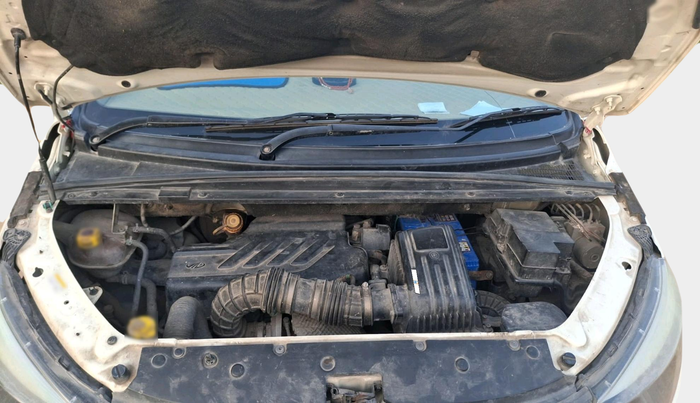 2018 Mahindra MARAZZO M8 7 STR, Diesel, Manual, 1,83,408 km, exterior