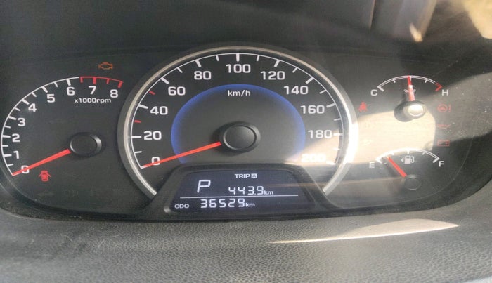 2017 Hyundai Grand i10 MAGNA AT 1.2 KAPPA VTVT, Petrol, Automatic, 36,529 km, interior