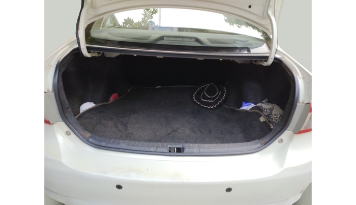 2011 Toyota Corolla Altis GL PETROL, Petrol, Manual, 96,460 km, exterior