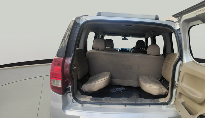 2015 Mahindra TUV300 T8, Diesel, Manual, 63,814 km, exterior