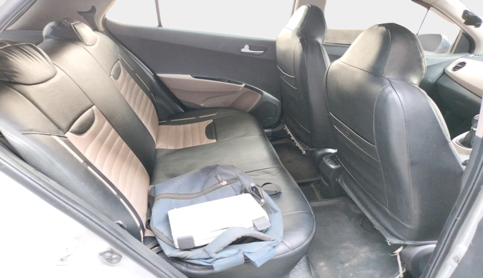 2017 Hyundai Grand i10 SPORTZ 1.2 KAPPA VTVT, Petrol, Manual, 26,009 km, interior