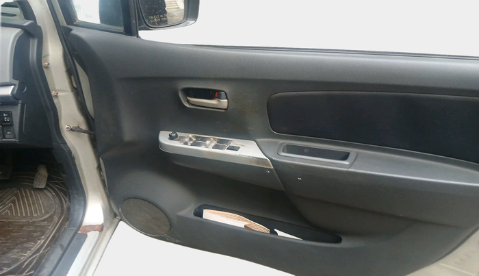 2012 Maruti Wagon R 1.0 VXI, Petrol, Manual, 1,17,386 km, interior