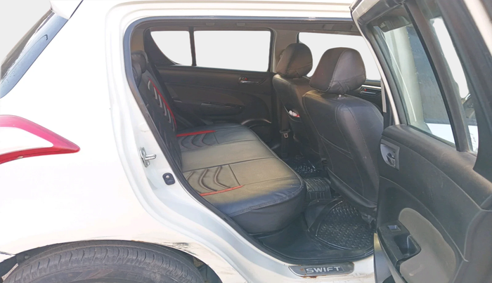 2013 Maruti Swift VXI, Petrol, Manual, 78,187 km, interior