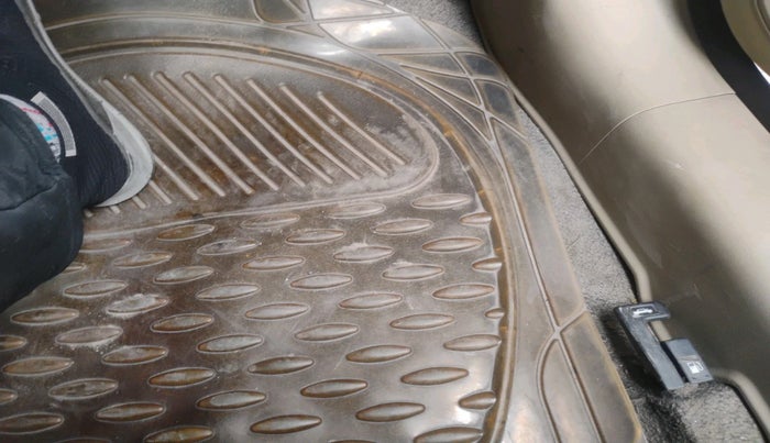 2015 Honda Amaze 1.2L I-VTEC S, Petrol, Manual, 1,58,480 km, interior