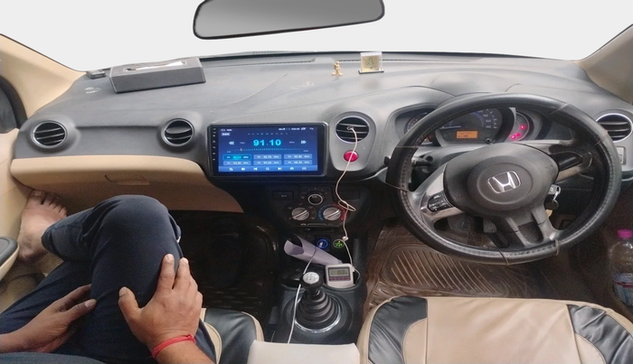 2015 Honda Amaze 1.2L I-VTEC S, Petrol, Manual, 1,58,480 km, interior