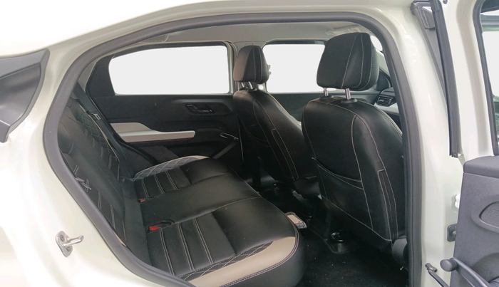 2023 Tata PUNCH PURE MT, Petrol, Manual, 15,098 km, interior