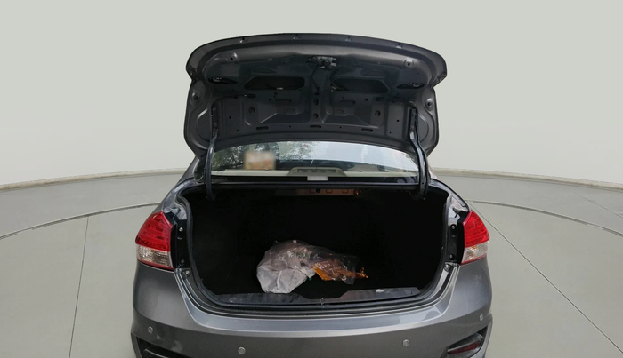 2018 Maruti Ciaz ALPHA 1.4 PETROL, Petrol, Manual, 1,01,573 km, exterior