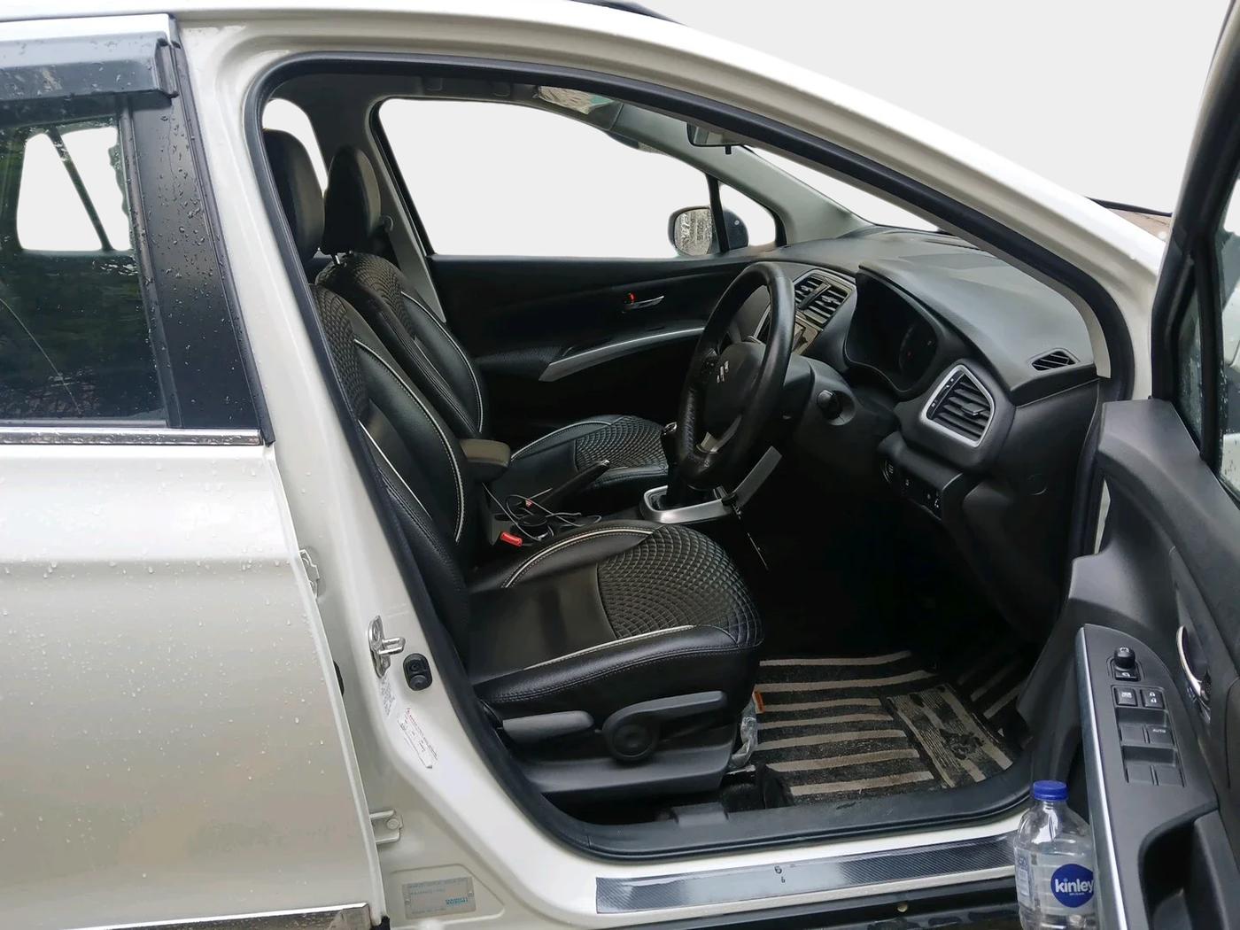 2022 Maruti S Cross ZETA 1.5, Petrol, Manual, 30,575 km, interior