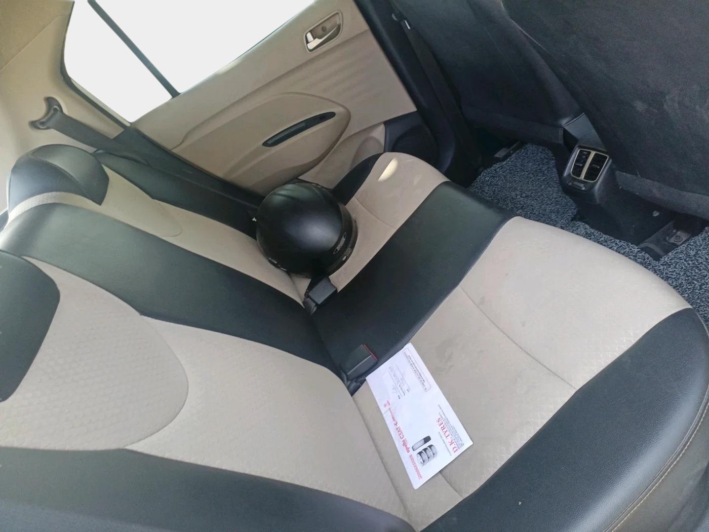2018 Hyundai NEW SANTRO SPORTZ CNG, CNG, Manual, 83,000 km, interior