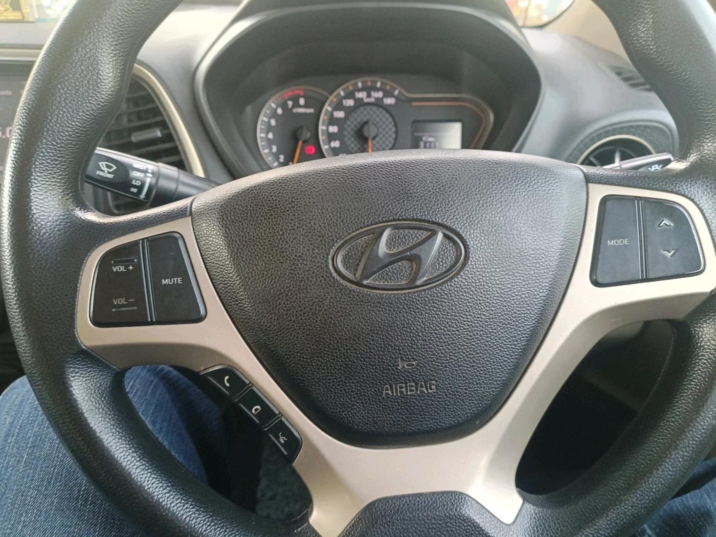 2018 Hyundai NEW SANTRO SPORTZ CNG, CNG, Manual, 83,000 km, interior
