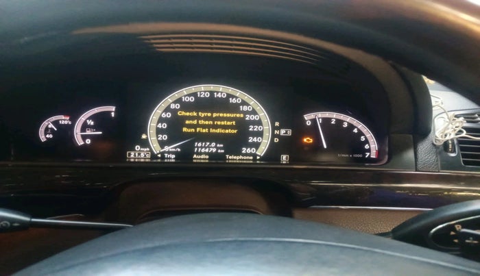 2013 Mercedes Benz S Class S300 L, Petrol, Automatic, 1,16,479 km, interior