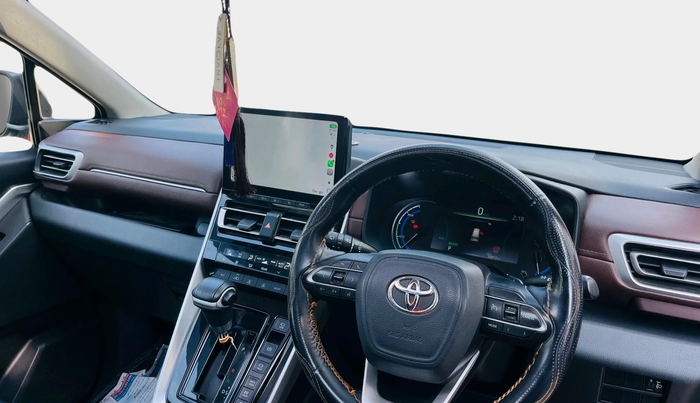 2024 Toyota INNOVA HYCROSS VX HYBRID 7 STR, Hybrid, Automatic, 50,972 km, interior